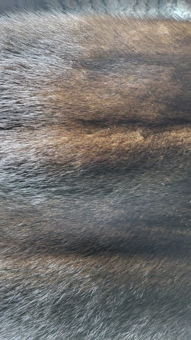 Продам норковую шубу