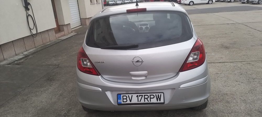 Opel Corsa 1.2 benzina / an 2010