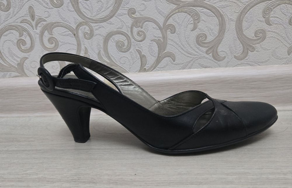 Туфли Gabor и туфли TACCARDI