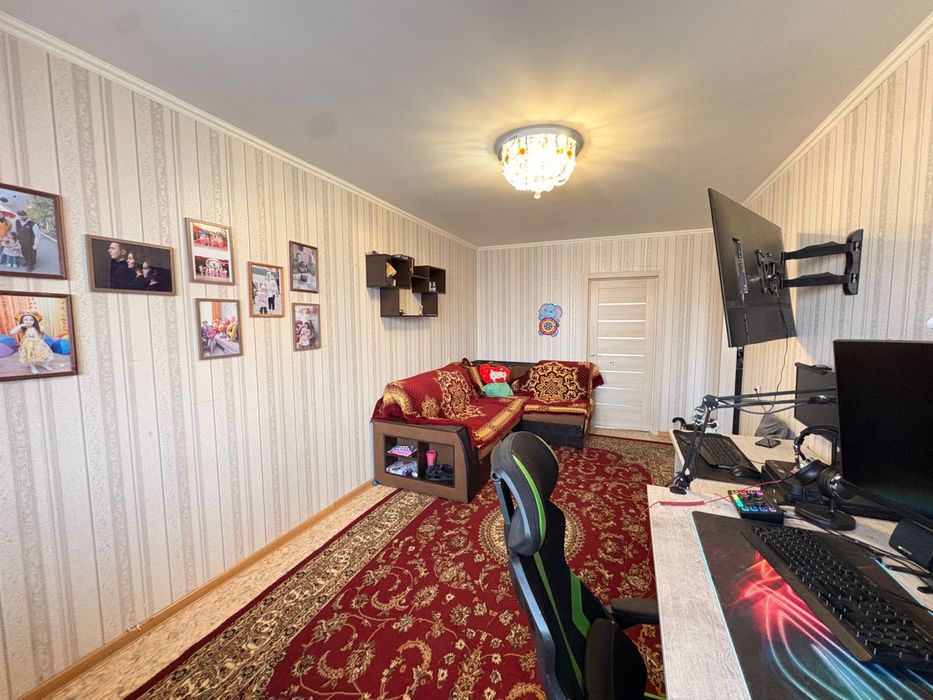 Продаетя 2 комнатная квартира