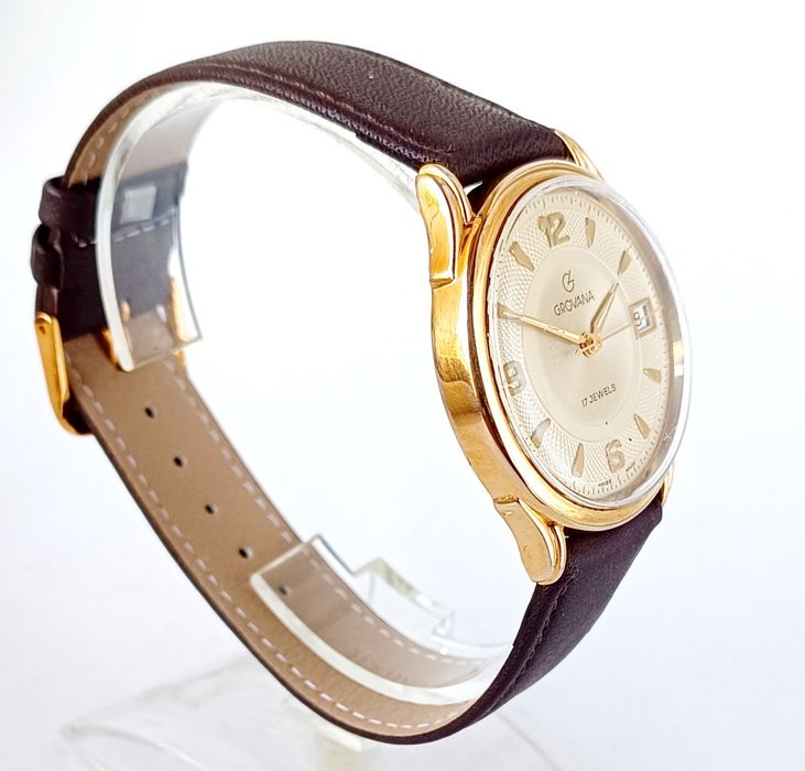 Grovana 17j - позлатен швейцарски механичен часовник с ръчно навиване