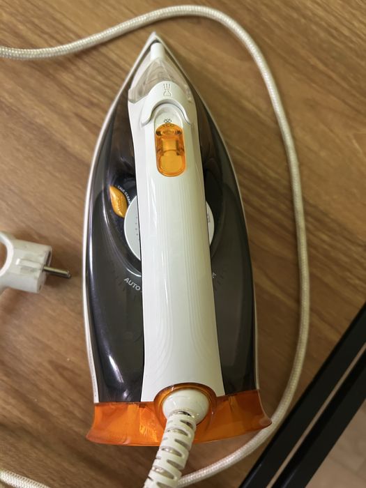 Phillips steam iron