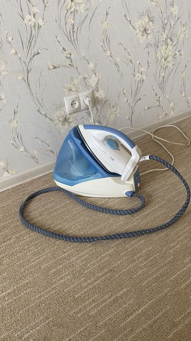 Парогенератор-утюг Tefal