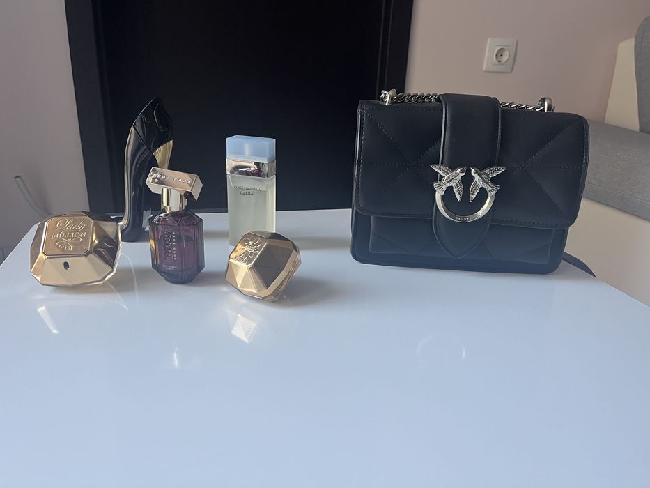 Дамски чанти Pinko