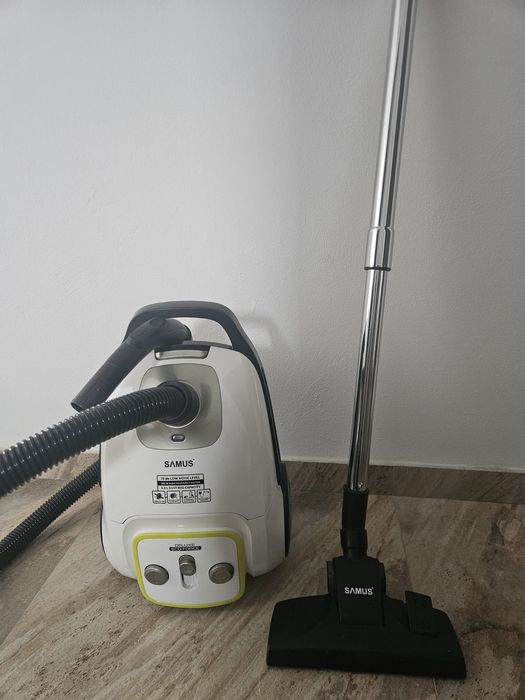 Aspirator cu sac Samus Deluxe Eco-Force, 700W, silentios, stare excelenta