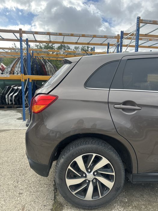aripa dreapta spate mitsubishi asx 1.8 motorina 2016