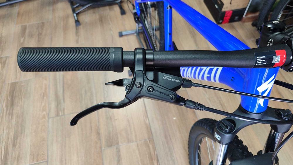 Bicicleta Specialized Rockhopper SPORT 29 L in stoc la Funky Sports