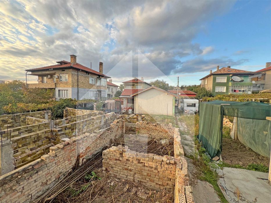 Продава се Парцел в Нови пазар - 415 кв.м за 74 €/кв.м - Снимка #5