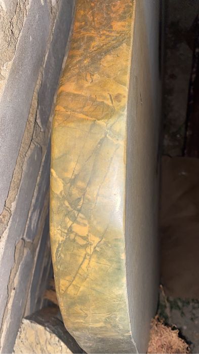 На продаже Мраморный стол