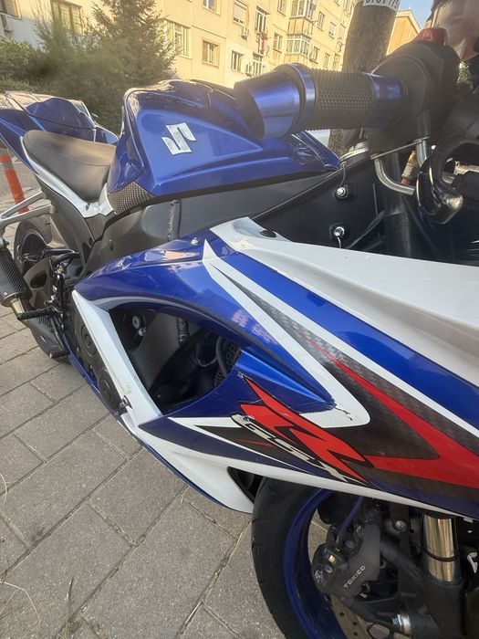 Suzuki GSXR 750 k8