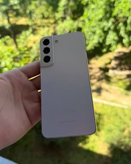 Samsung S22 Plus 256/8
