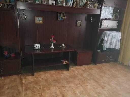 Холна маса и секция