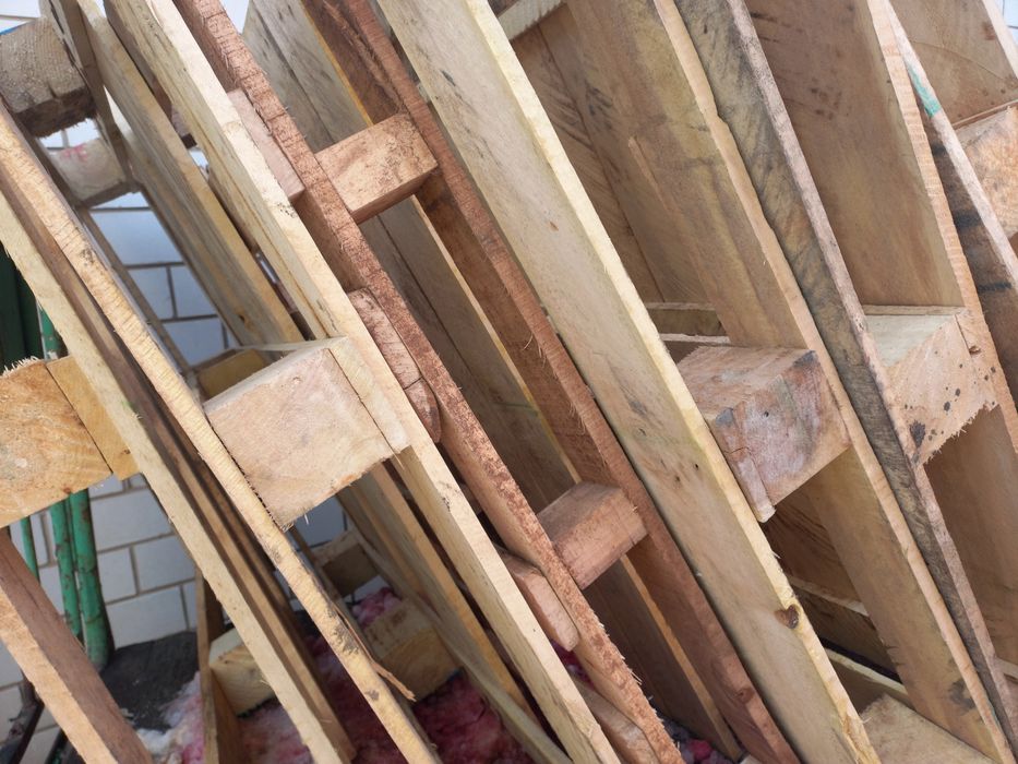 Поддоны продаю. Недорого