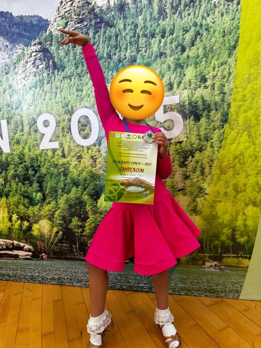 Спортивно-бальное платье