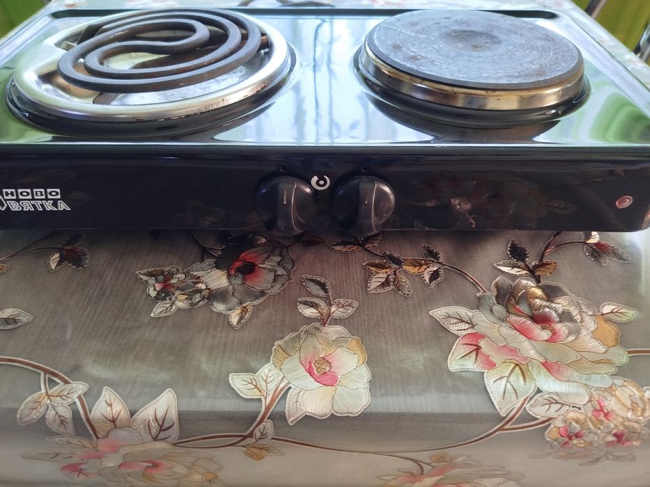 Электроплита продам