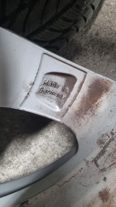16" джанти с почти нови зимни гуми
