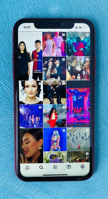 Продается iPhone XR