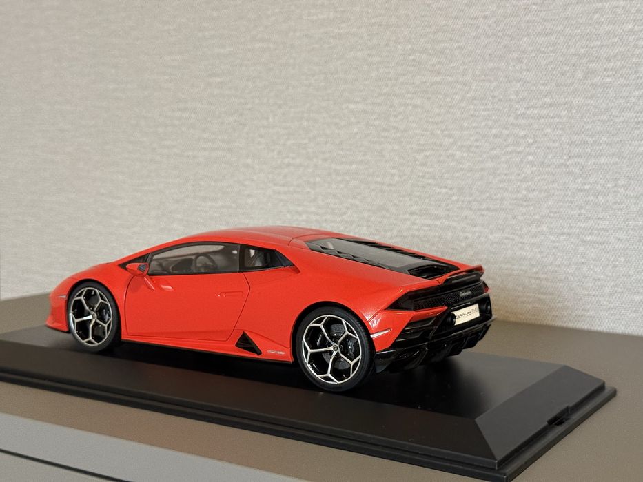 Колекционерски автомобил 1:18 Lamborghini Huracan EVO