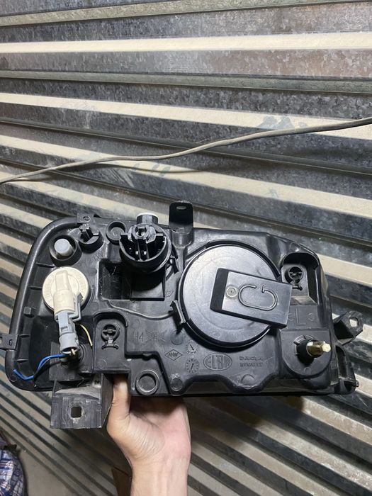 Фара Ларгус передняя правая левая