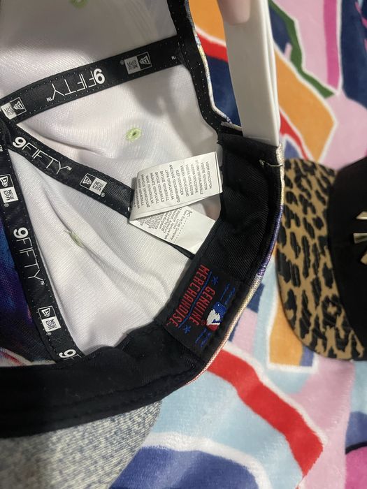 Sapca new era originale sunati sau msj pe numar tel