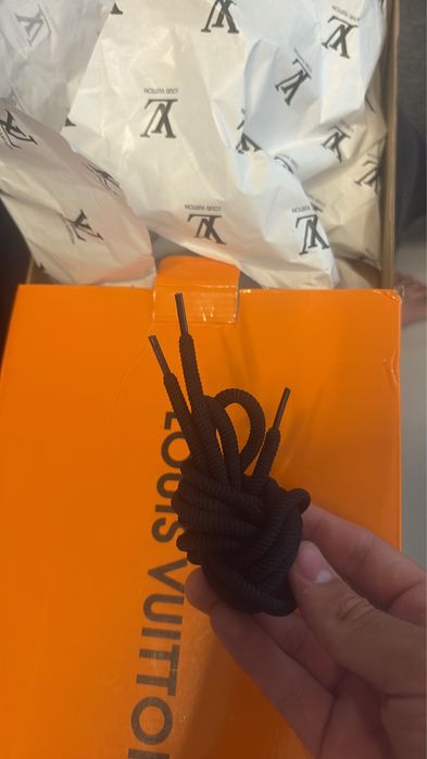 Adidasi louis vuitton skate