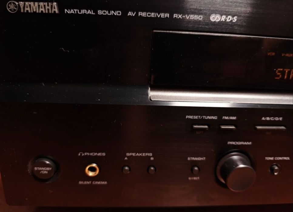 Amplificator Yamaha RX V550