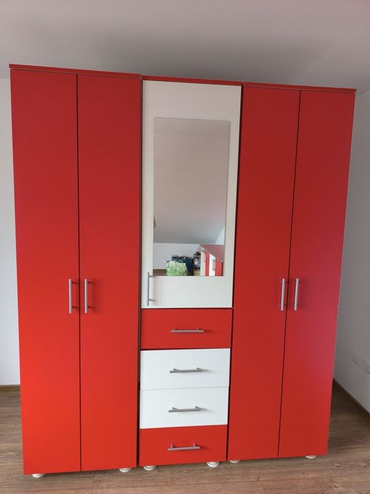 Vând mobilier set complet