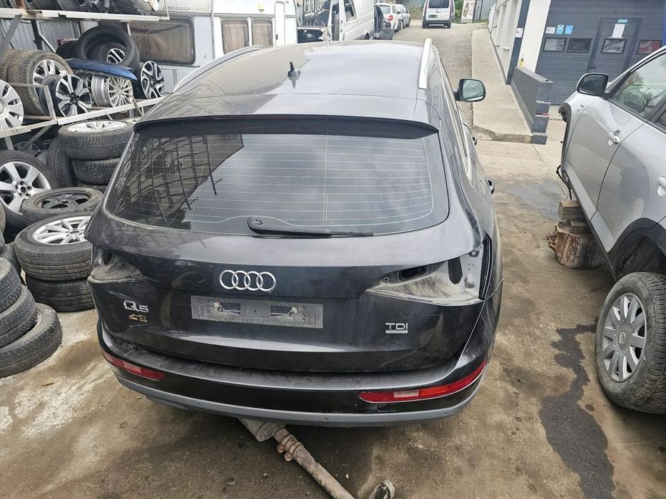 dezmembrez audi q5 an 2012 cod cgl 170 cp an 2012 volan stanga