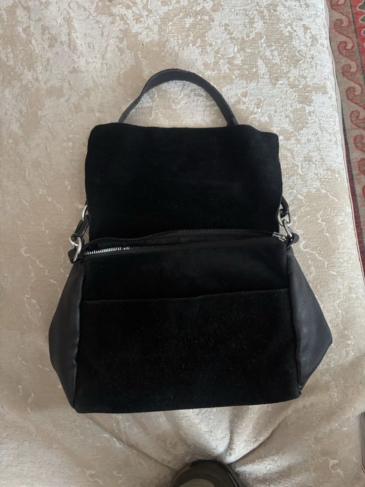 Продам женскую сумку