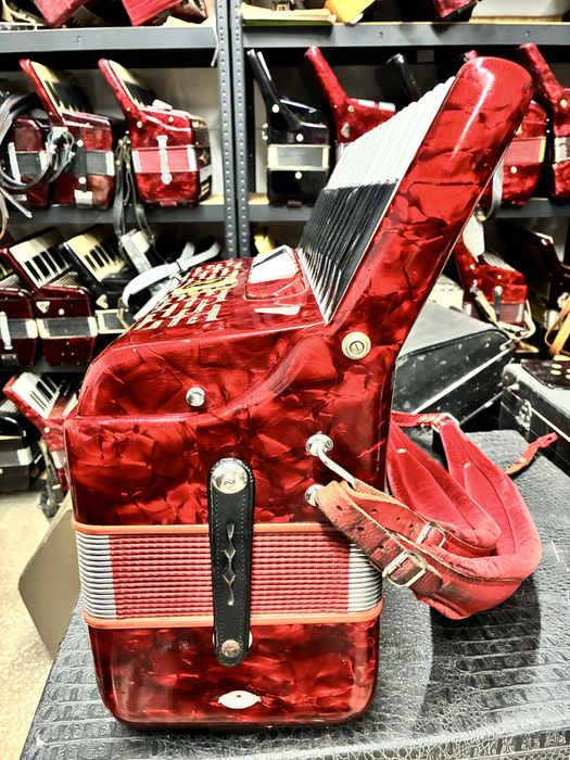 Acordeon italian Paolo Soprani cu 80 basi