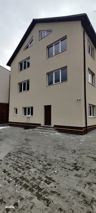 Casa individuala P+2E+ pod,  6 apartamente, 1500mp teren,  zona Calea