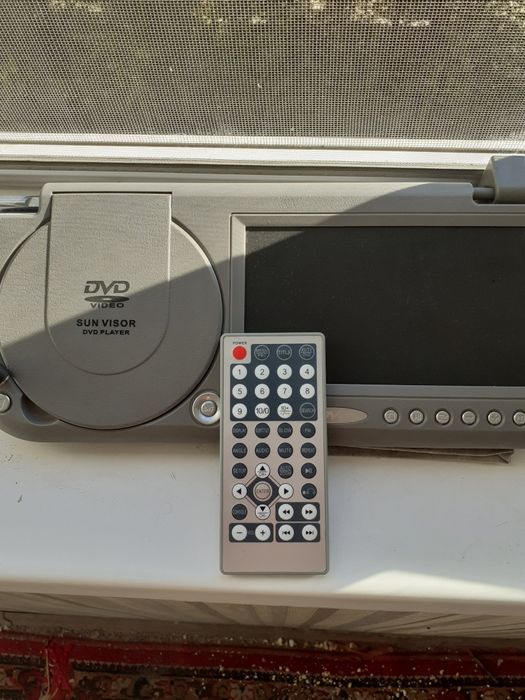 DVD козырёк от солнца