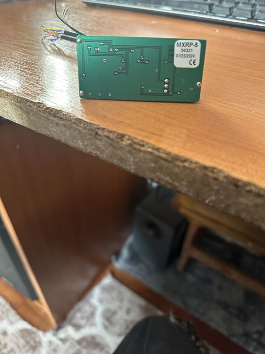 Placa zeta mica cu compresor emg