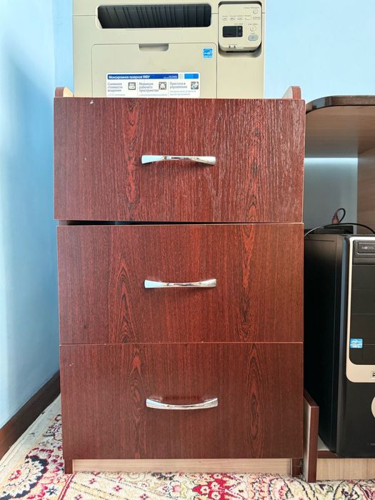 Стол компютерный