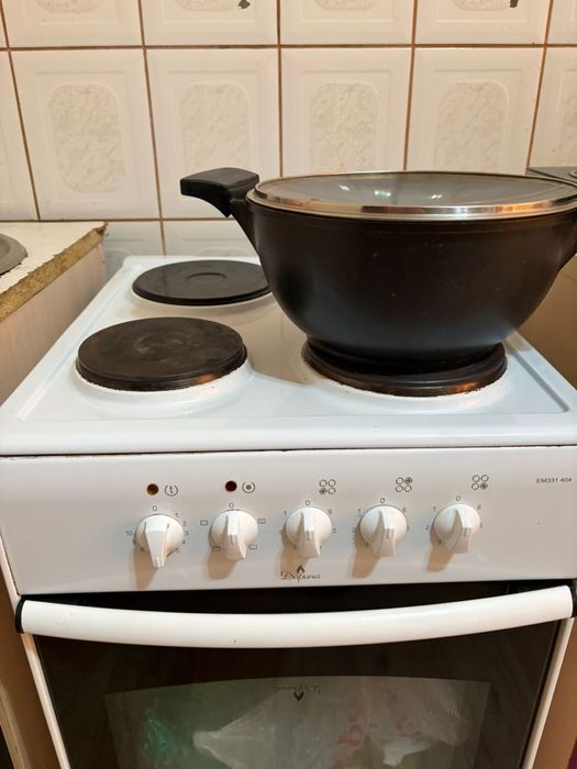 Электрическая плита