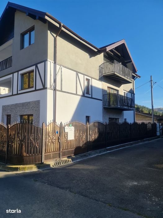 Imobil cu vedere Panoramică Sinaia – Cartier Platou Izvor
