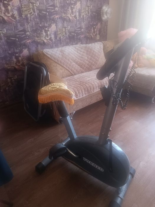 Велотренажёр продам