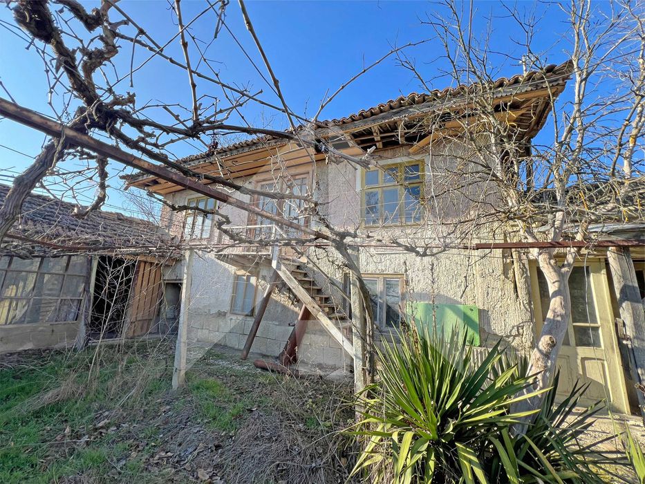 Продава се Къща в с. Мараш, Област Шумен - 169 кв.м за 377 €/кв.м - Снимка #1