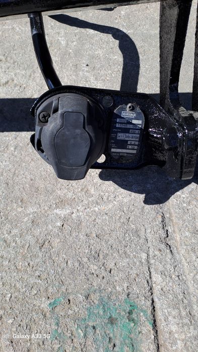 Продавам оригинален теглич  за Peugeot 206/Пежо 206