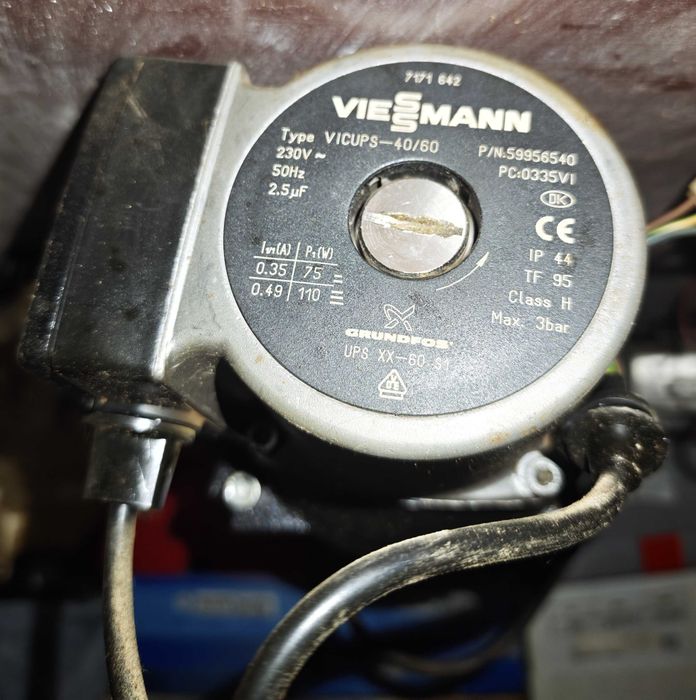 Ansamblu pompa + corp hidraulic + bobina - Centrala termica Viessman Vitopend 100 WH06