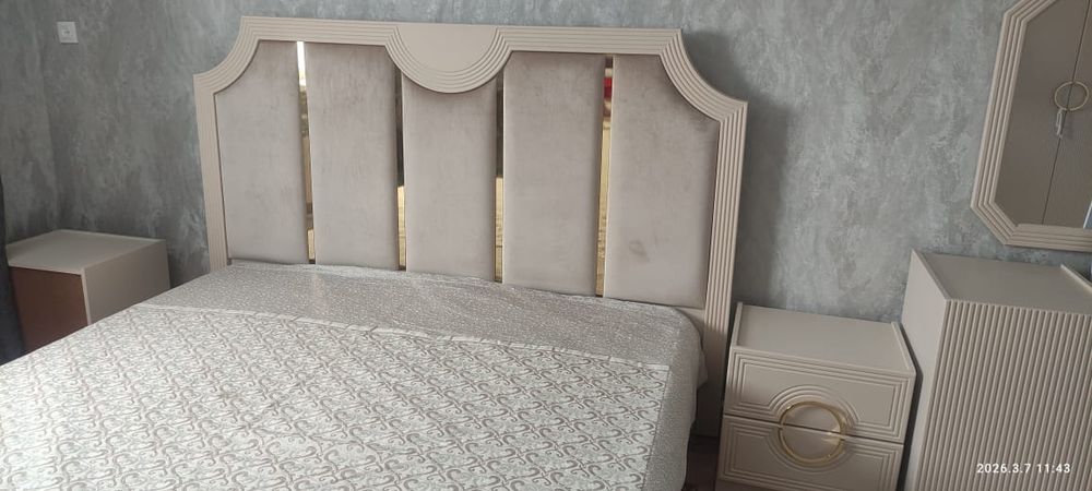 Спальная гарнитура