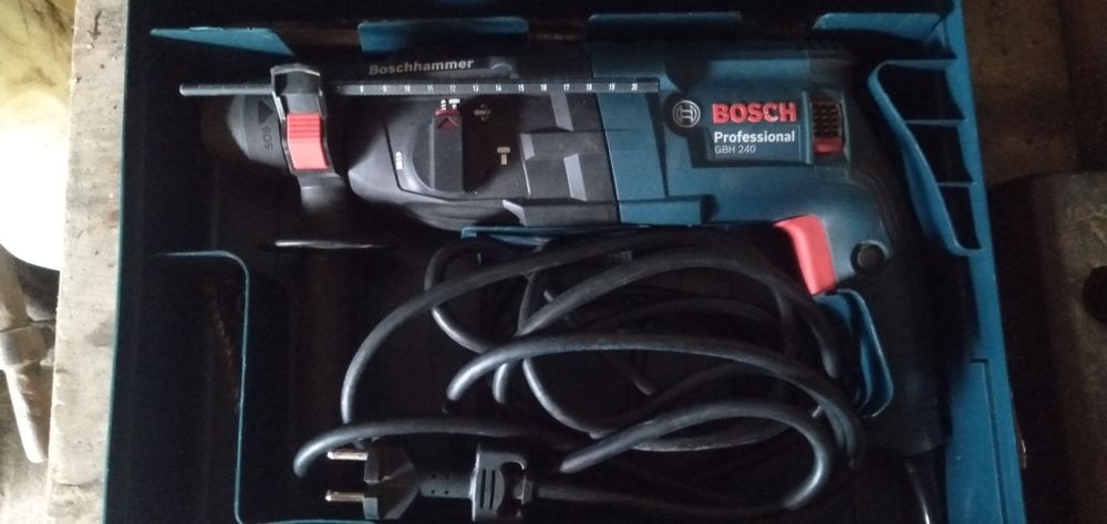 Перфоратор новый 1раз пользовался