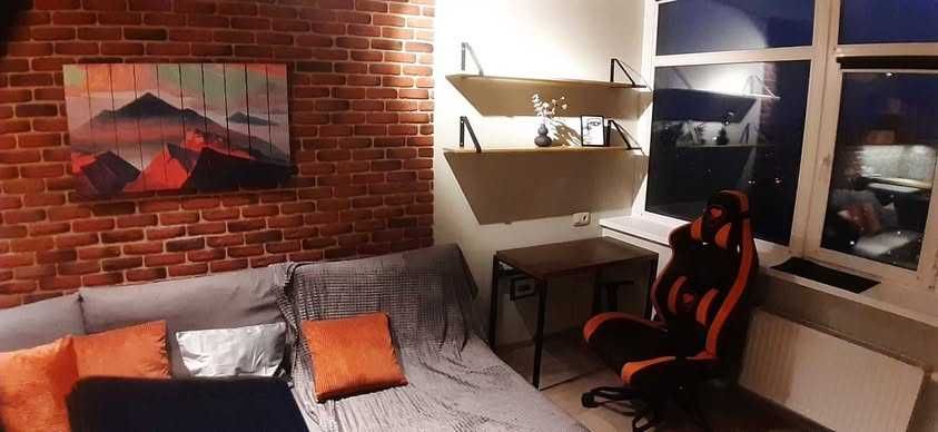 Дава се под наем Двустаен апартамент в София, Център - 70 кв.м за 700 € - Снимка #1