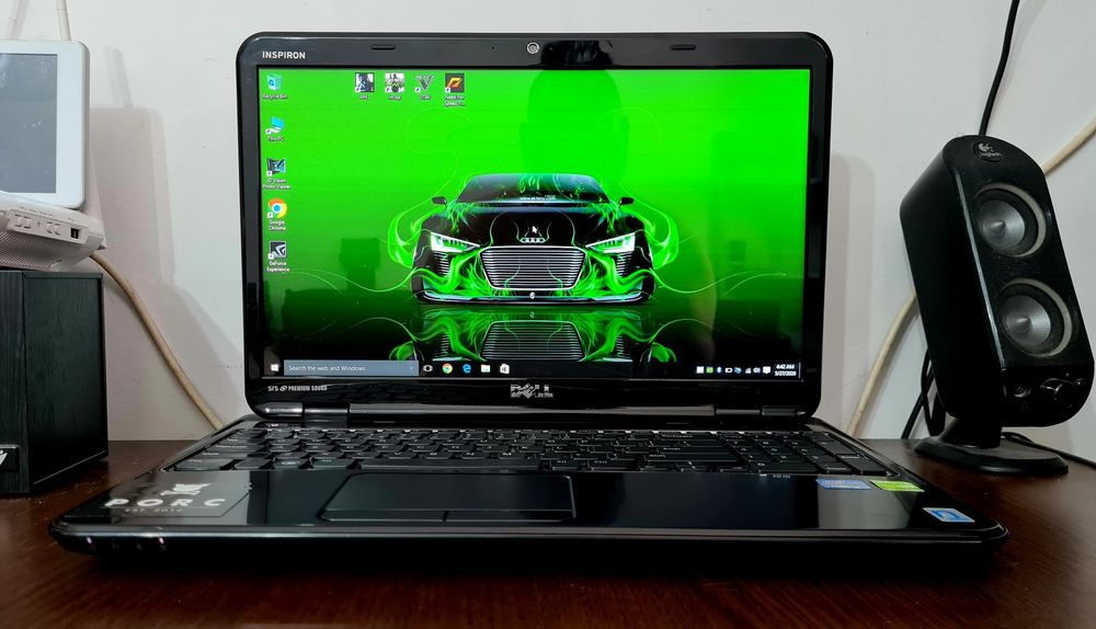 Laptop Gaming Dell / intel i3/Video GT 525M / 12 Gb Ram / SSD