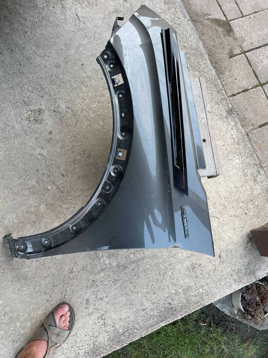 Vand set radiatoare cu electroventilatie . Peugeot 3008  II MOTOR 2 Litri
