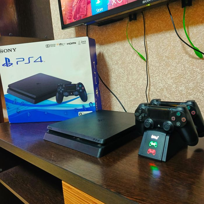 Sony PlayStation 4. 1 terabyte