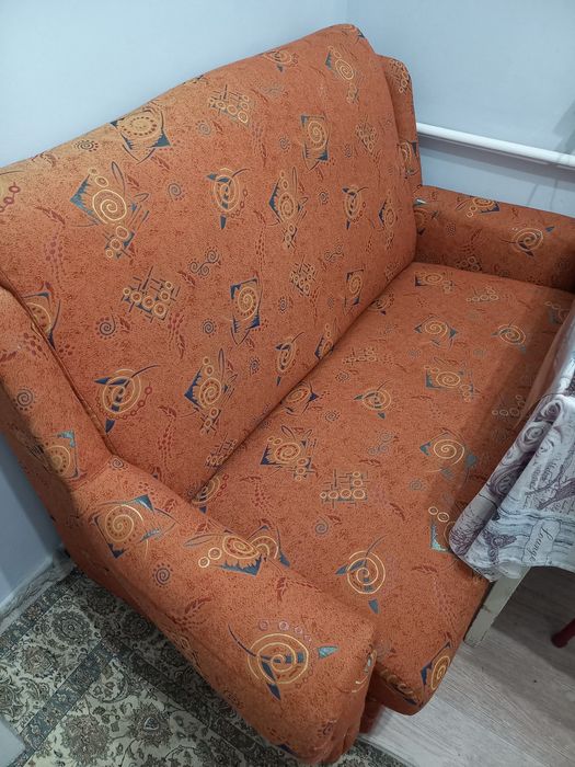 Продам кухонный диван