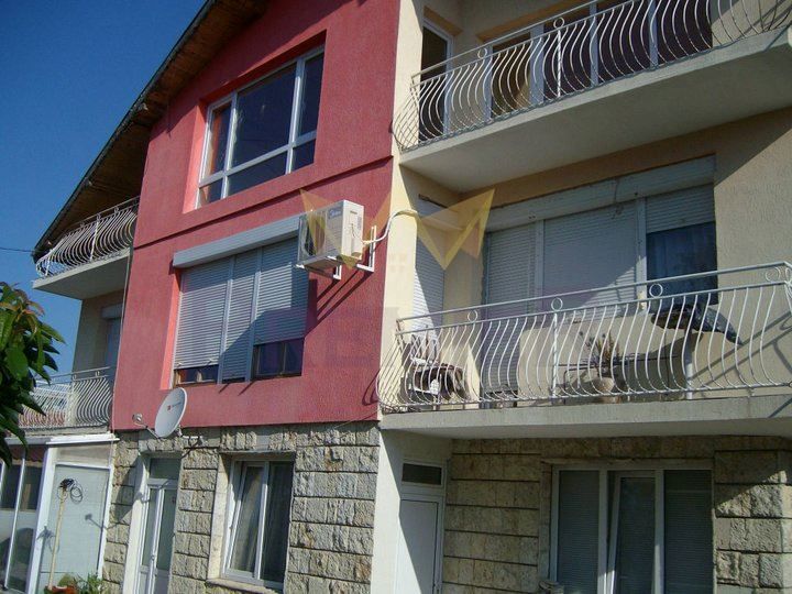 Продава се Къща в Каварна - 350 кв.м за 506 €/кв.м - Снимка #1