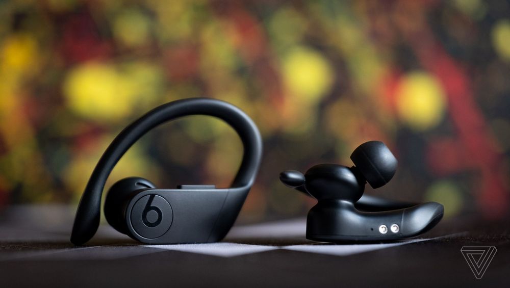 Beats Powerbeats Pro — как новые, подарок