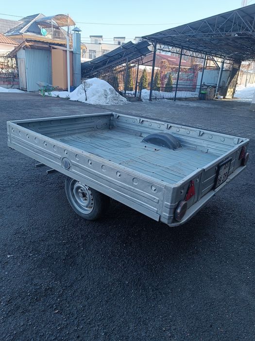 Прицеп одноосный